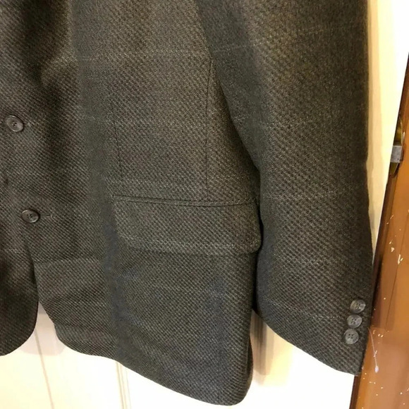 100% Wool Stafford Men Gray Strip Suit Blazer Jacket Size 44S Pocket - Picture 7 of 9